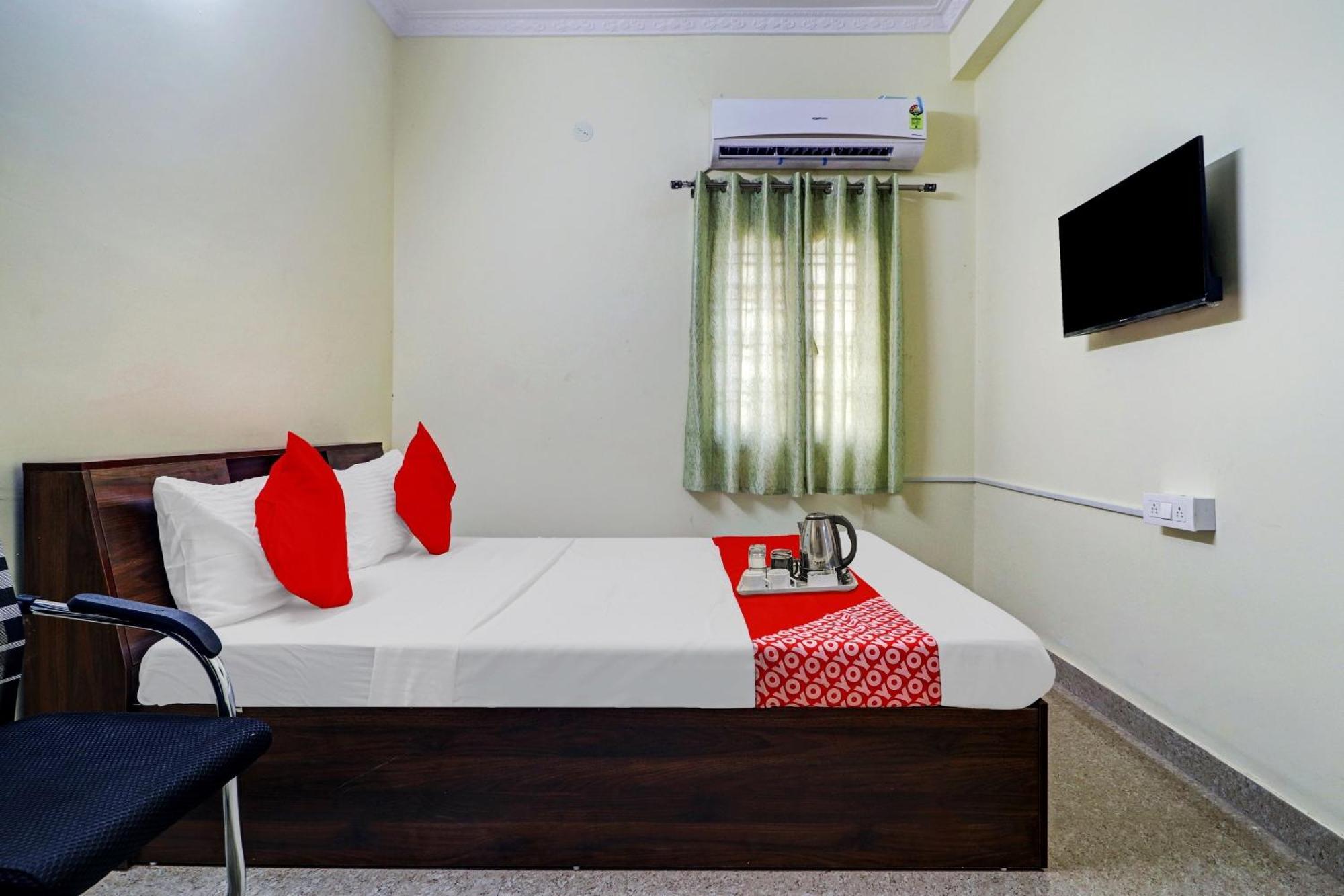 היידראבד Hotel O S V Residency Kajaguda Near Gachibowli מראה חיצוני תמונה
