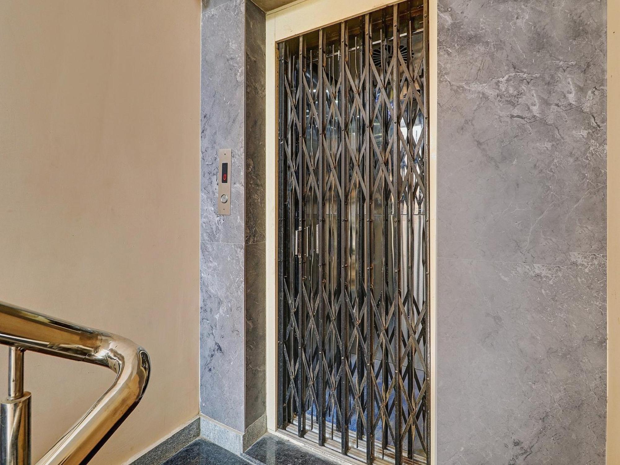 היידראבד Hotel O S V Residency Kajaguda Near Gachibowli מראה חיצוני תמונה